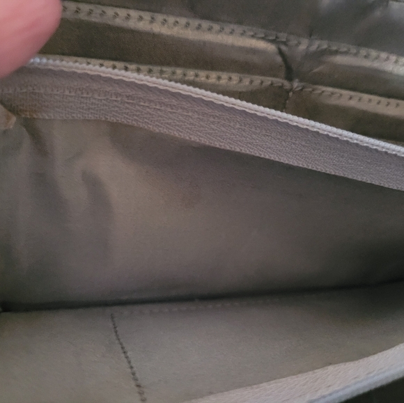 Beautiful Hand Painted soft leather Wristlet Peacock 🦚 Organizer Wallet - Picture 5 of 12